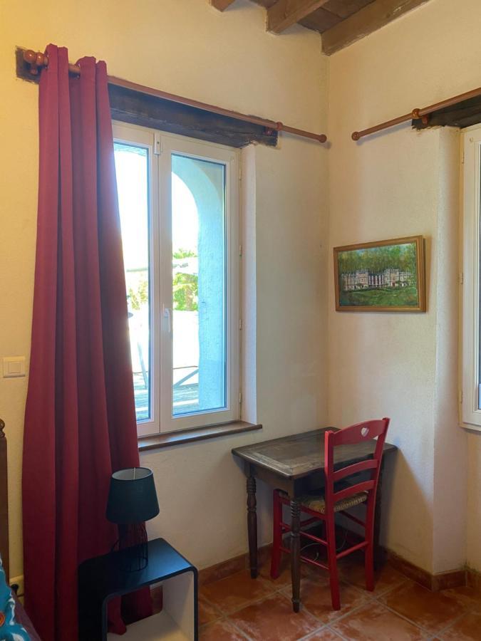 La Tuilerie 1860 Panzió Biaudos Kültér fotó